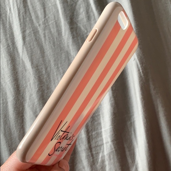 Victoria’s secret iphone case - Picture 3 of 3